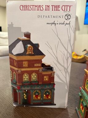 Department 56 Christmas in the city village murphy’s Irish pub lit building